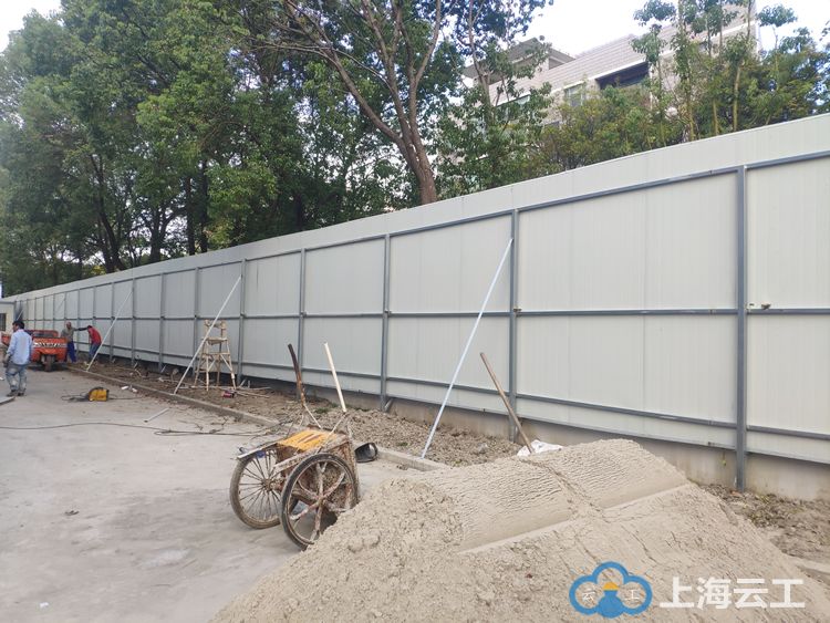 上海普陀区工业园夹芯板围挡，彩钢板围挡(图5)